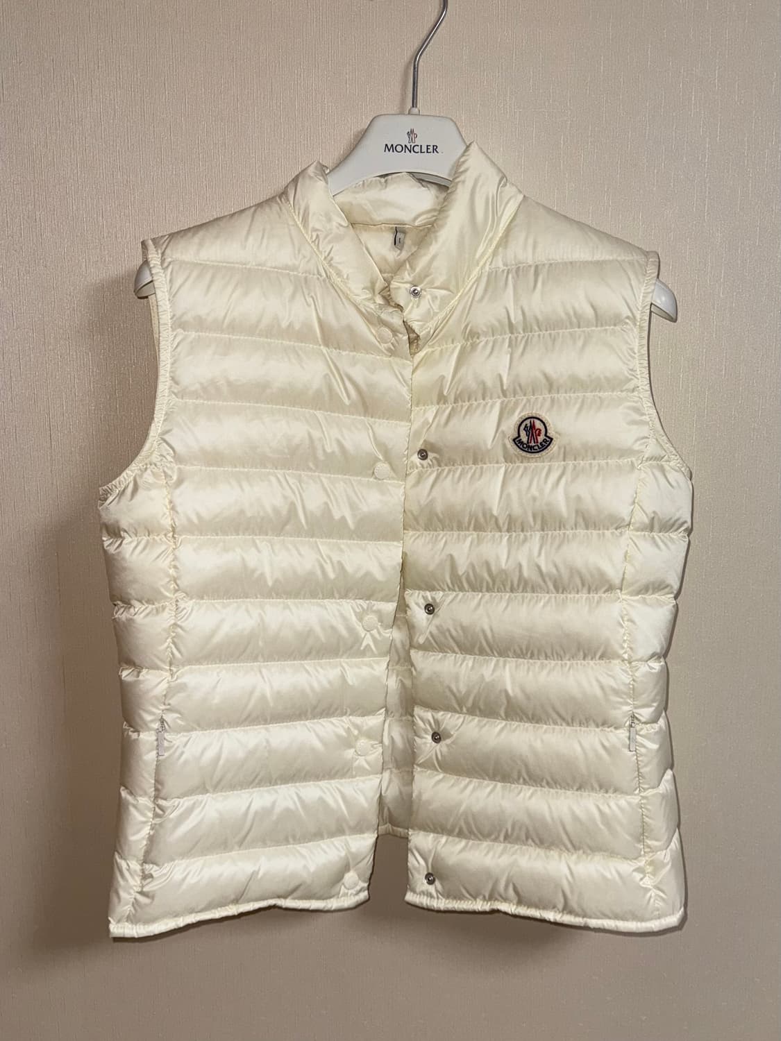 몽클레어 경량 조끼패딩 1사이즈 상품이미지1