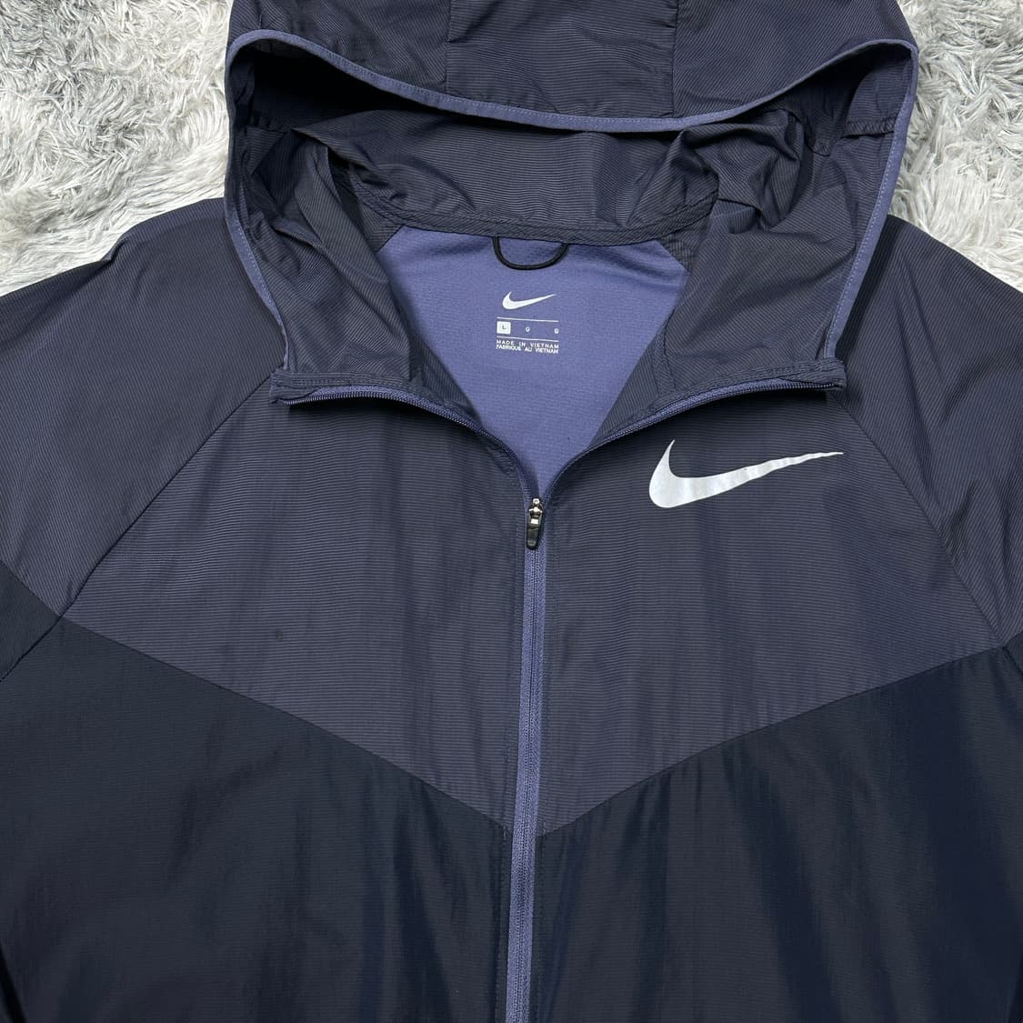 나이키 라이트 러닝 후드 바람막이 L 상품이미지2