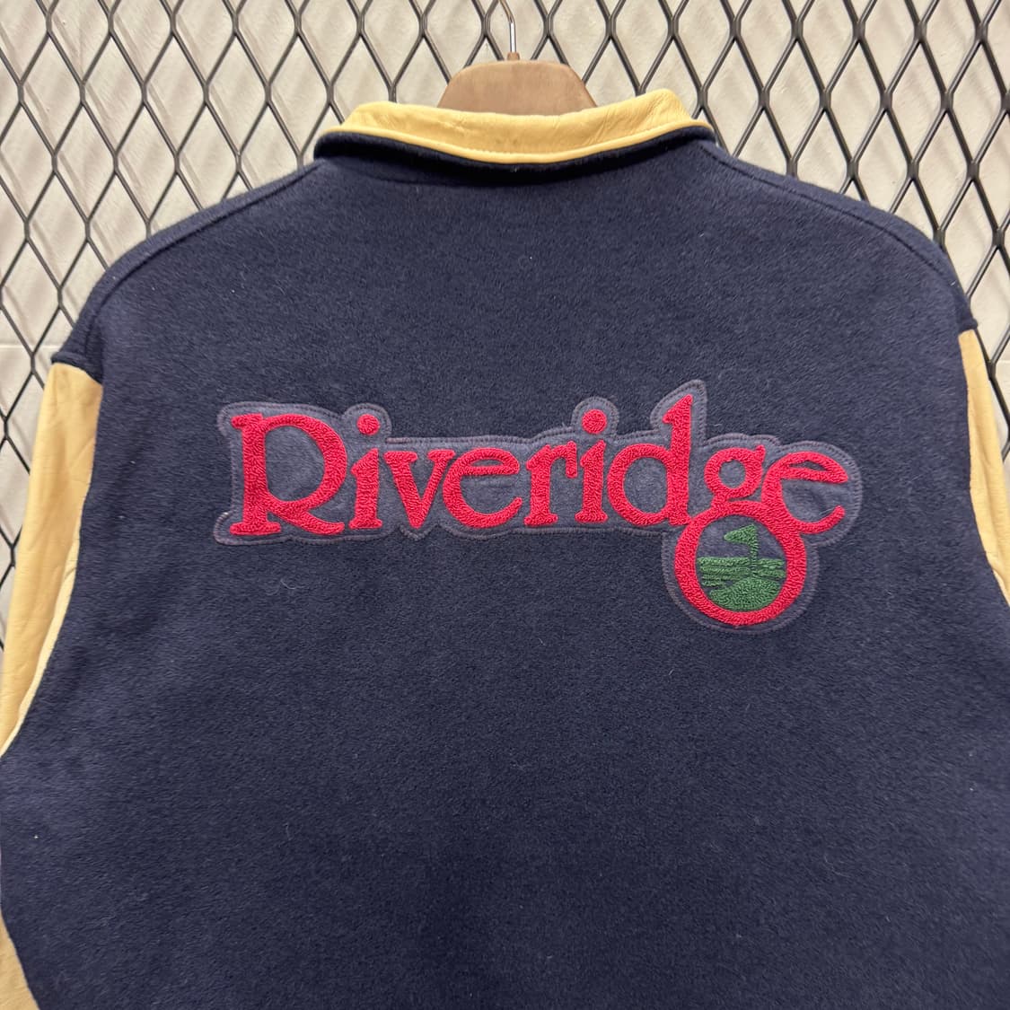 USA VTG 90s 빈티지 레더 바시티 자켓 베이지 네이비 배색 상품이미지5