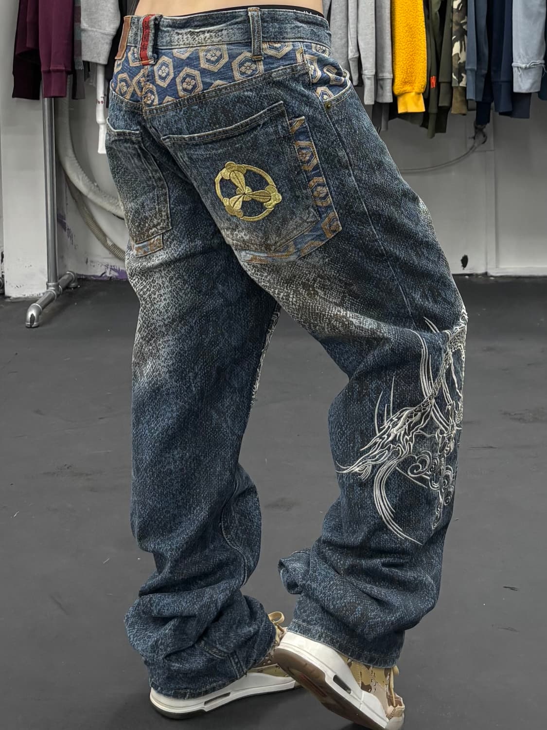 카라쿠리 타마시 뱀피 드래곤 데님팬츠 상품이미지3