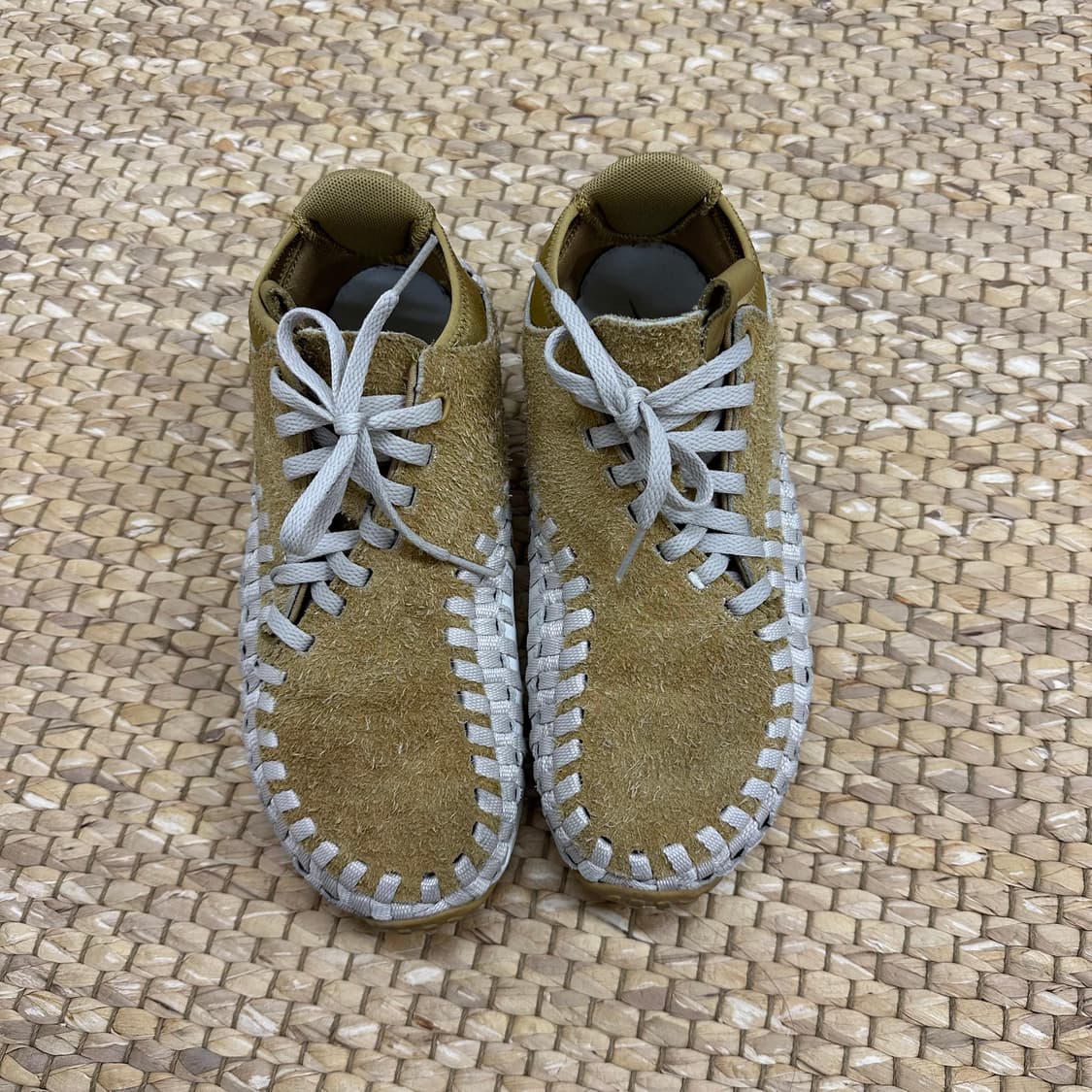 240 나이키 에어 풋스케이프 우븐 추카 브라운 상품이미지1