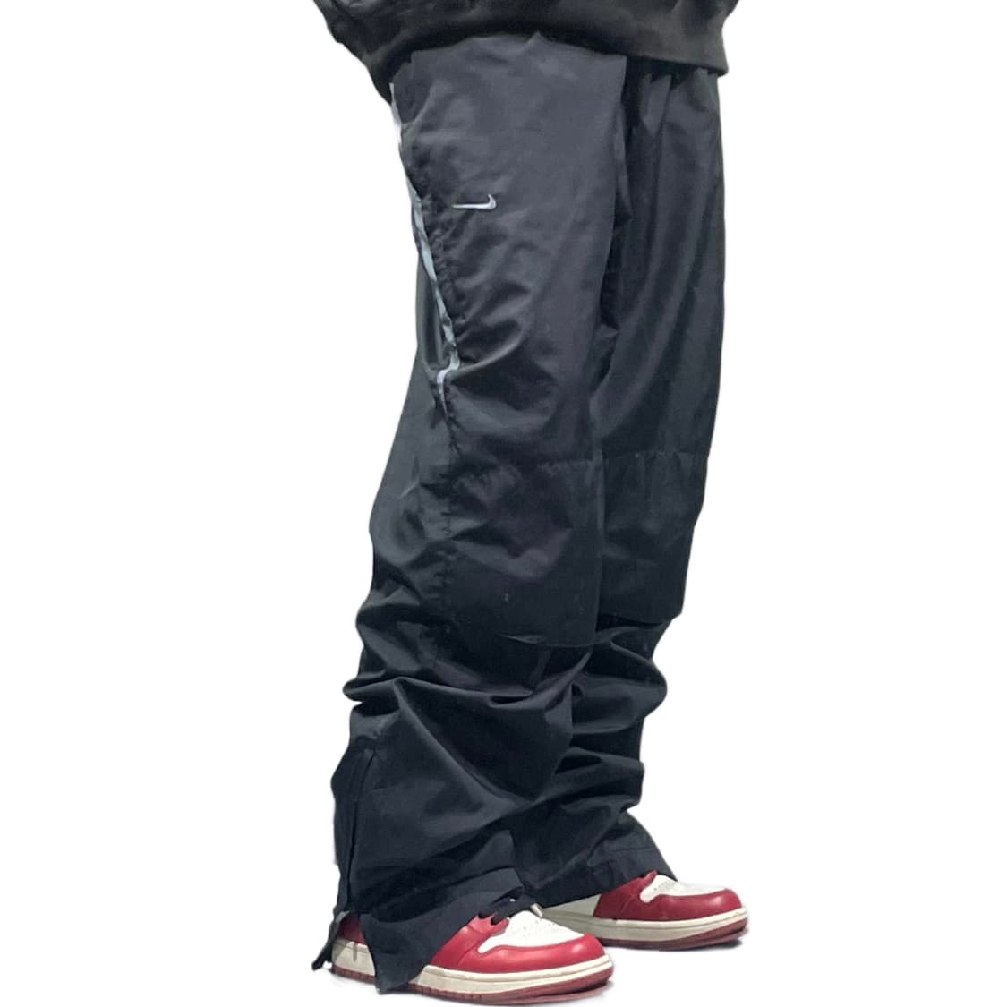 나이키 블랙 그레이 스우시 츄바 상품이미지1