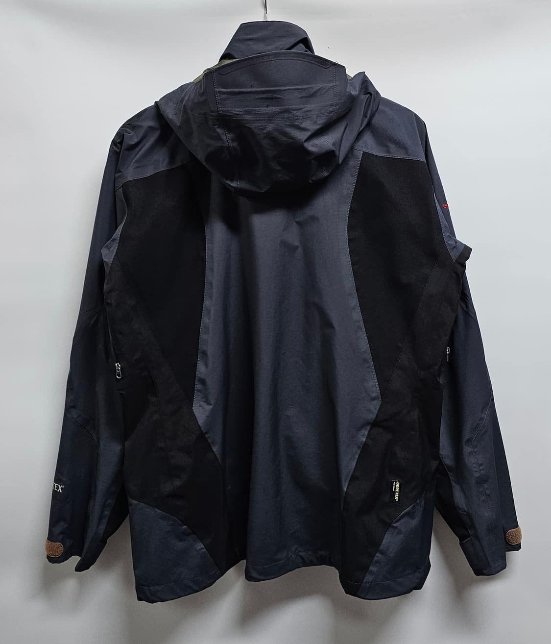 코오롱스포츠 고어텍스 바람막이 100 상품이미지3