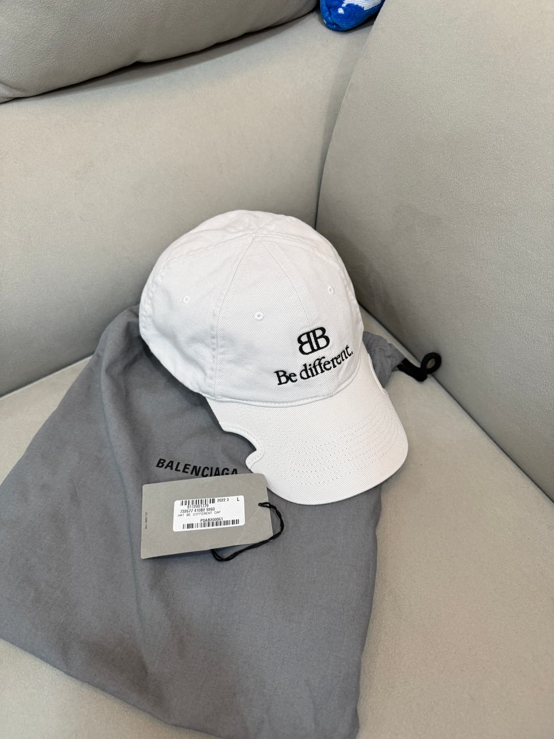 발렌시아가 컷아웃 볼캡  상품이미지1