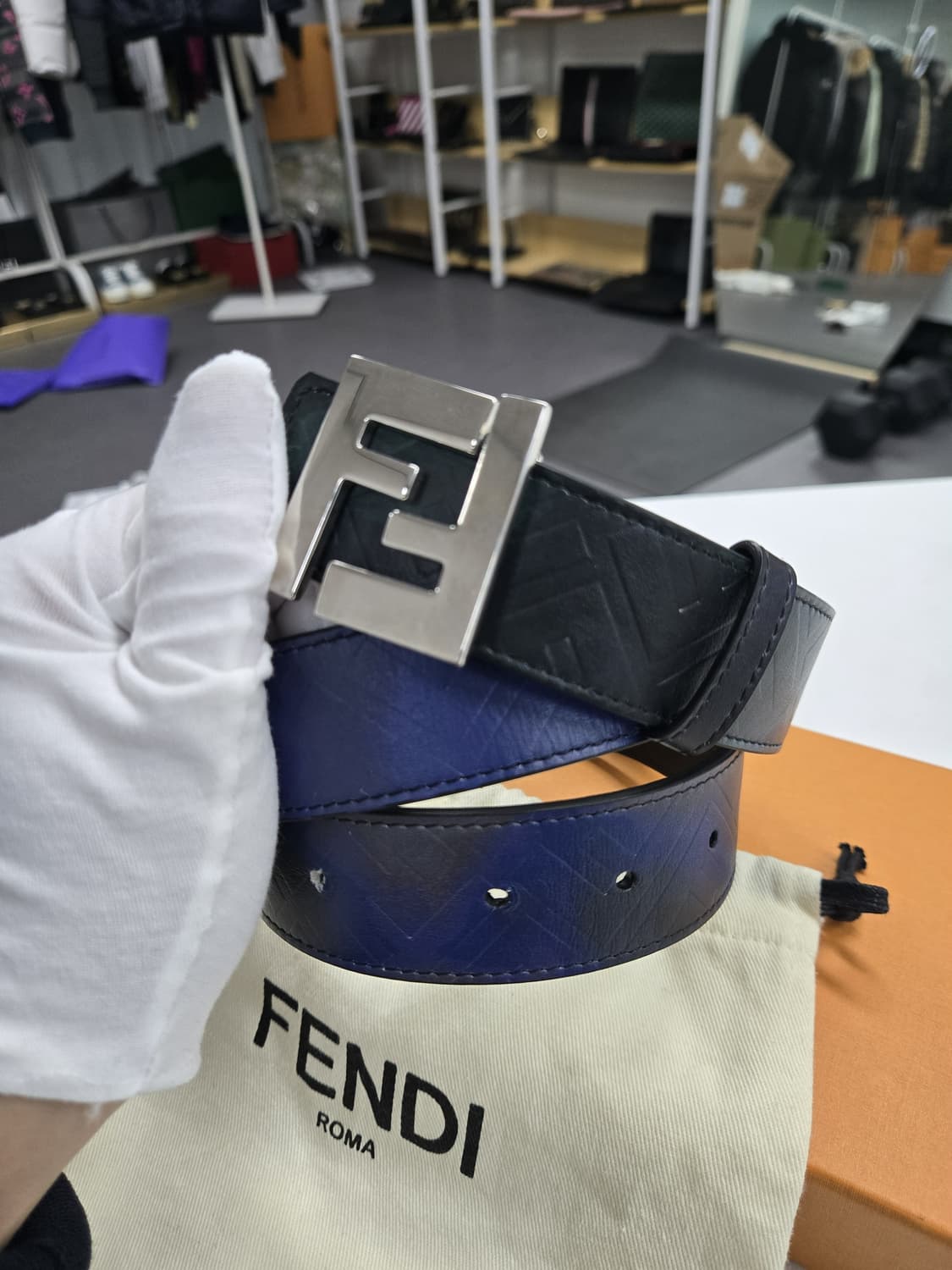 [A급컨디션]펜디 리버시블 벨트 상품이미지1