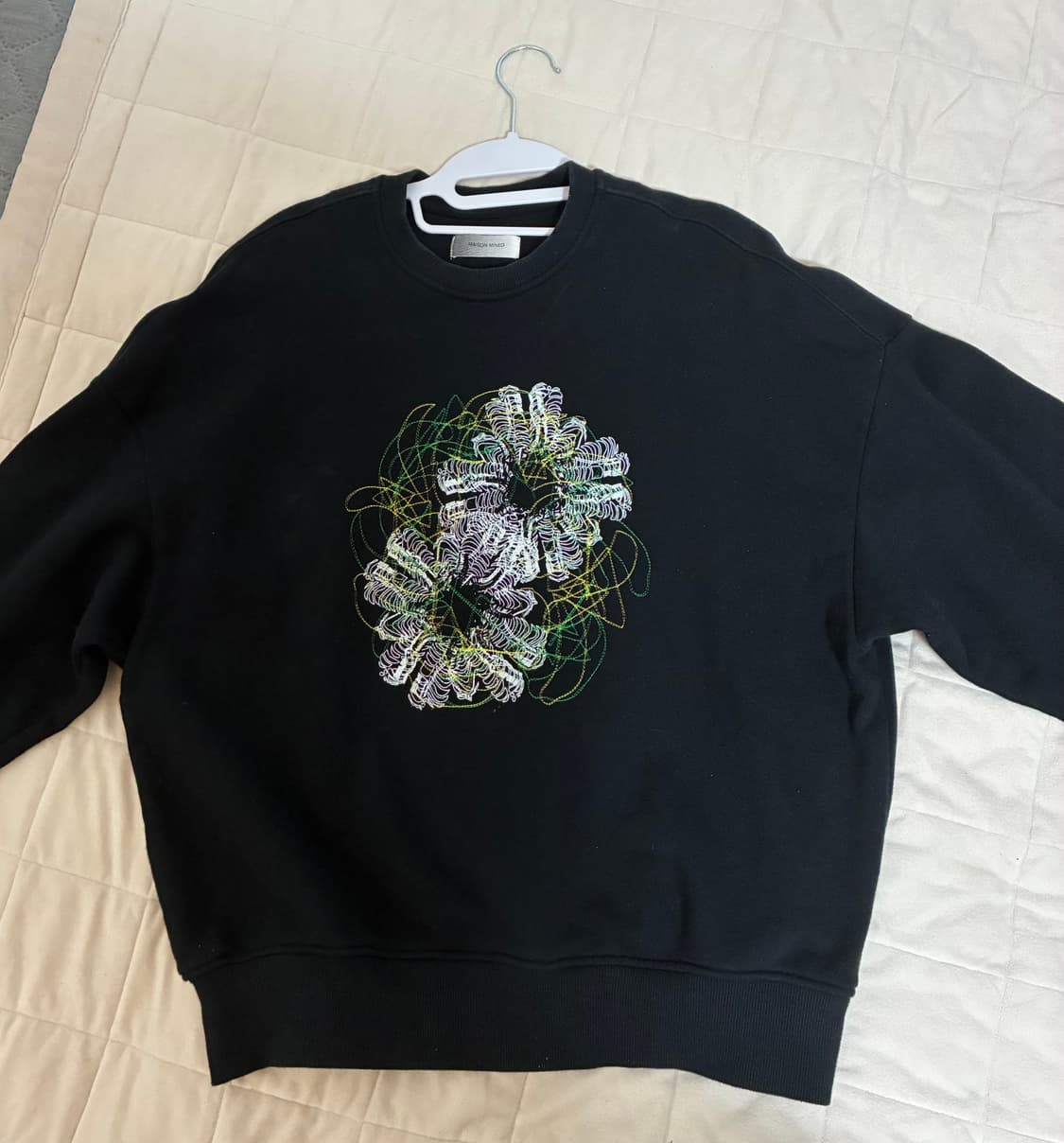 메종미네드 VINE FLO MTM BLACK 상품이미지1