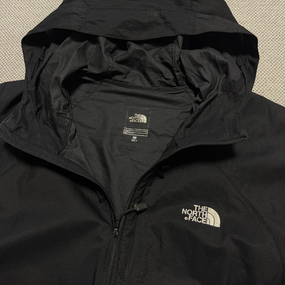 노스페이스 플라이트 시리즈 경량 바람막이 상품이미지3