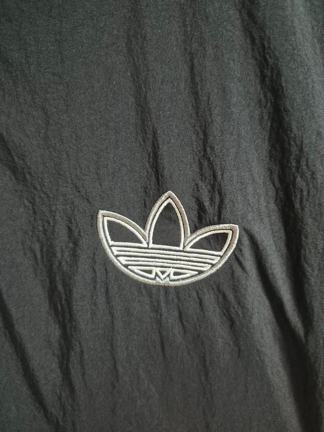 아디다스 트레포일 자수로고 바람막이 블랙 xs(90) 상품이미지3