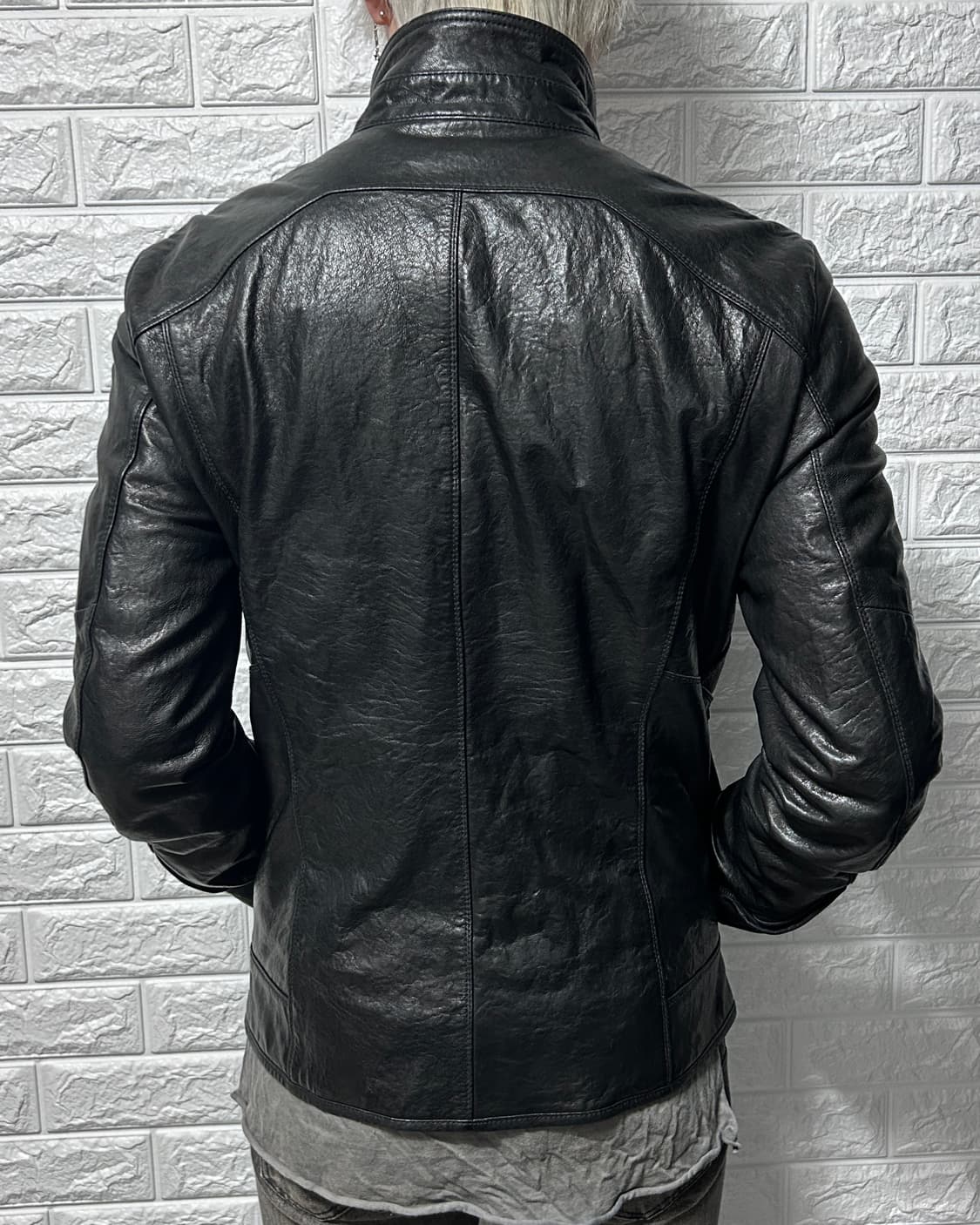 시스템 옴므 사선 하이넥 램스킨 자켓 상품이미지6