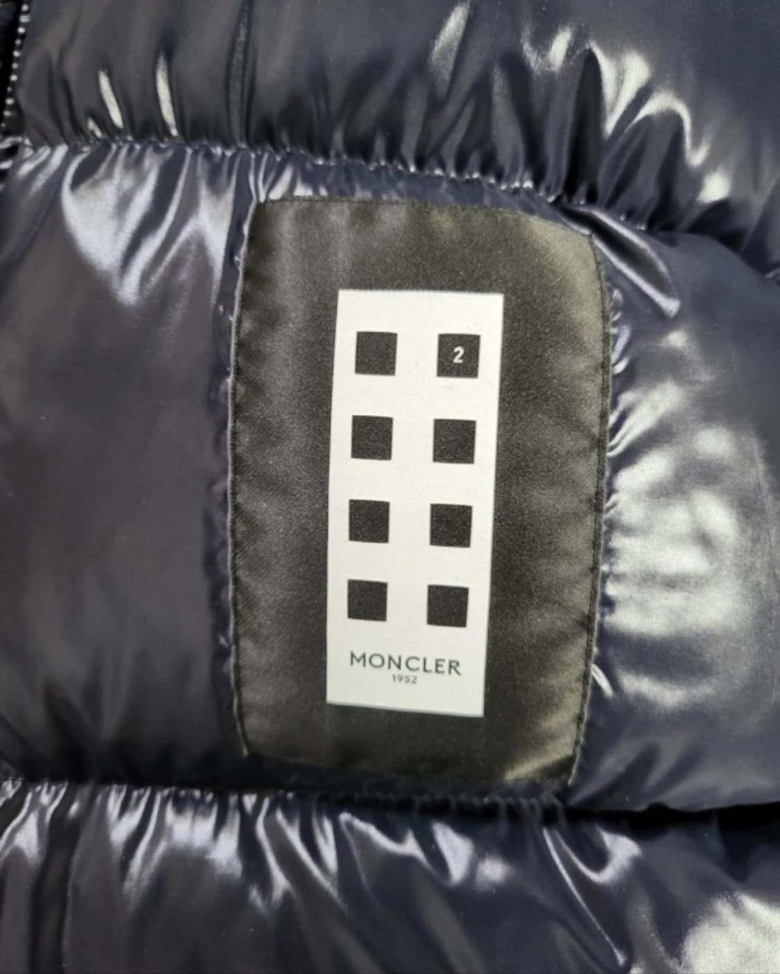 몽클레어 첼란 네이비 3(105) 상품이미지9