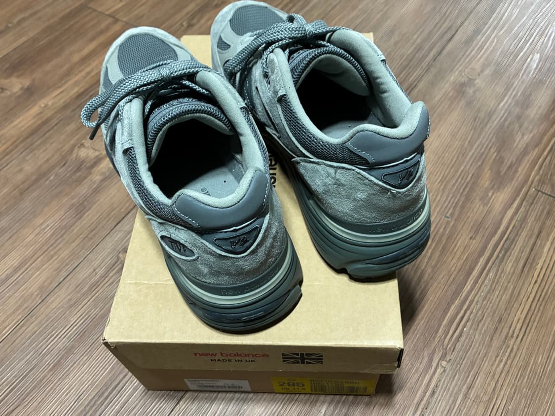 뉴발란스 991v2 디스이즈네버댓 295사이즈 상품이미지2