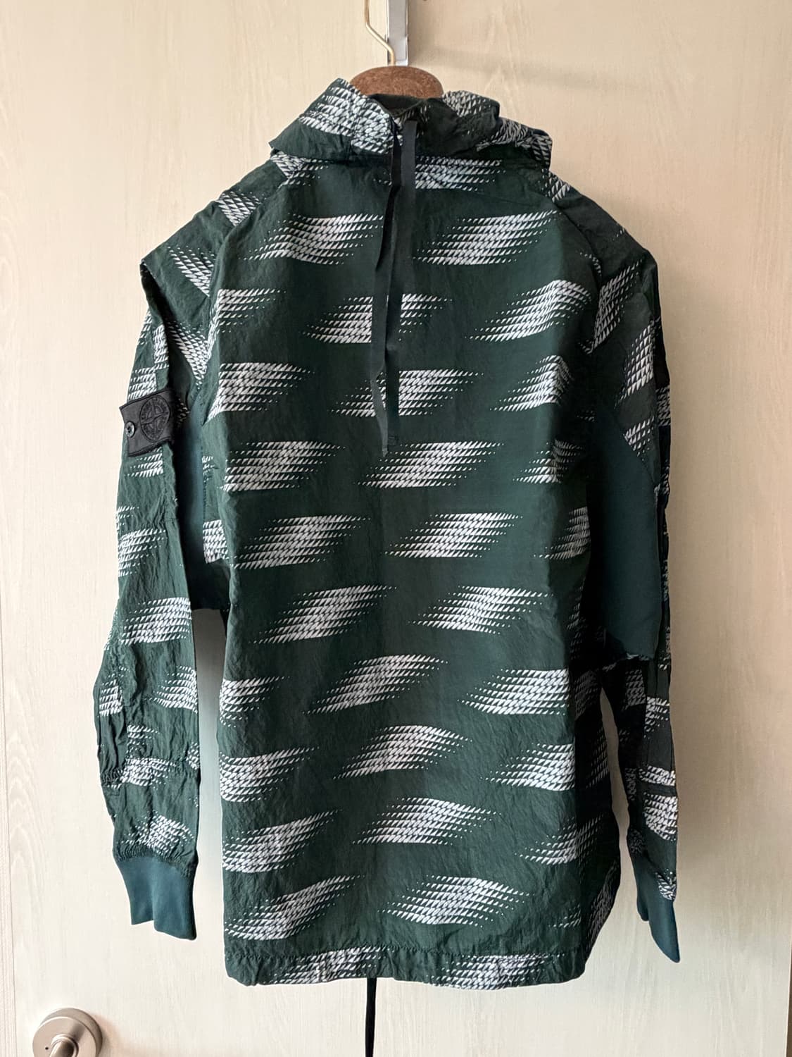 스톤아일랜드 쉐도우프로젝트 스모크 재킷 상품이미지4