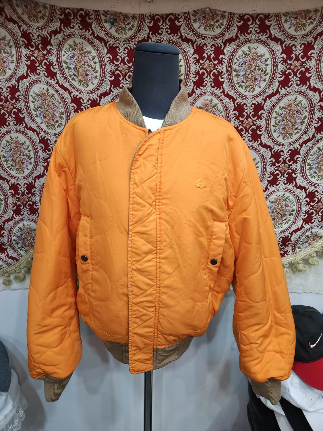 라코스테 리버시블 ma1 항공점버 모노그램패턴

 상품이미지6