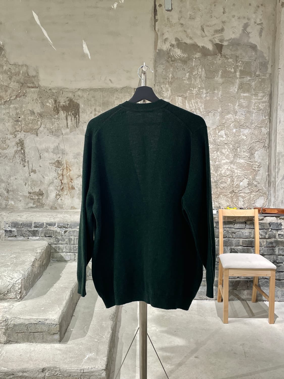 버버리 딥 그린 금장 버튼 울 가디건 상품이미지6