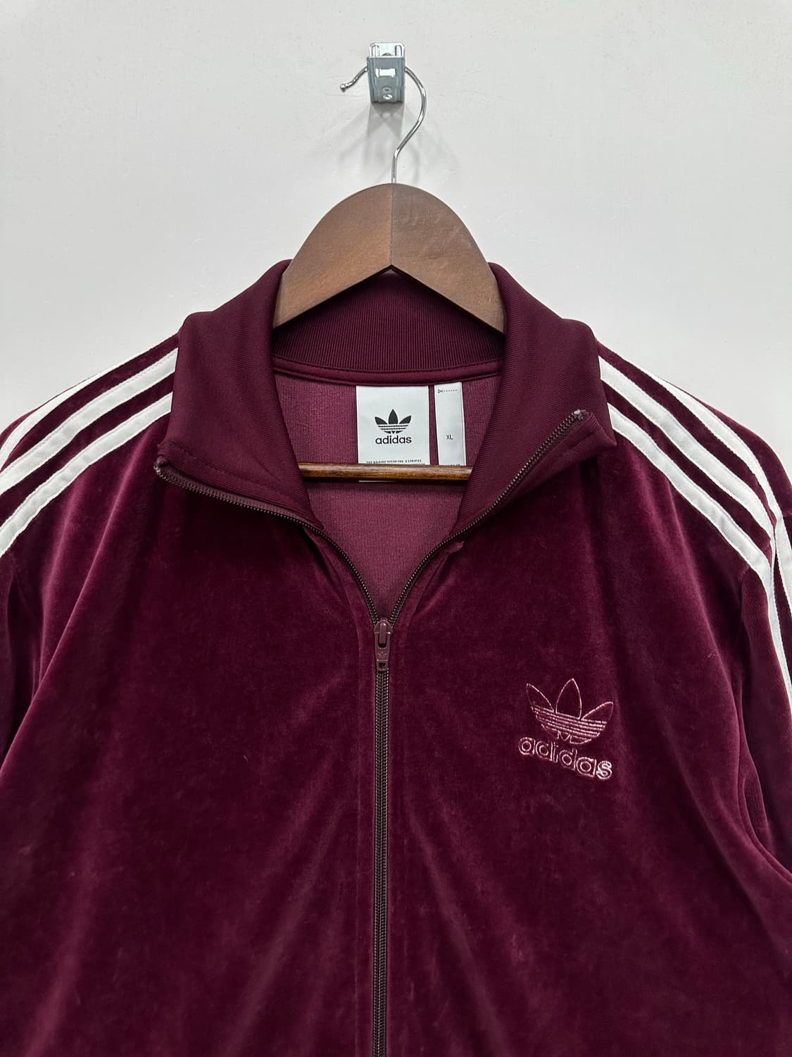 아디다스 버건디 벨벳 져지 트랙탑  상품이미지2