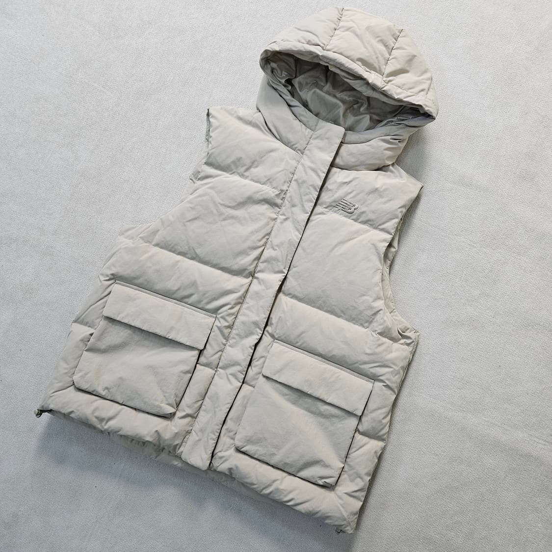L 뉴발란스 후드 패딩 조끼 0324Y 상품이미지1