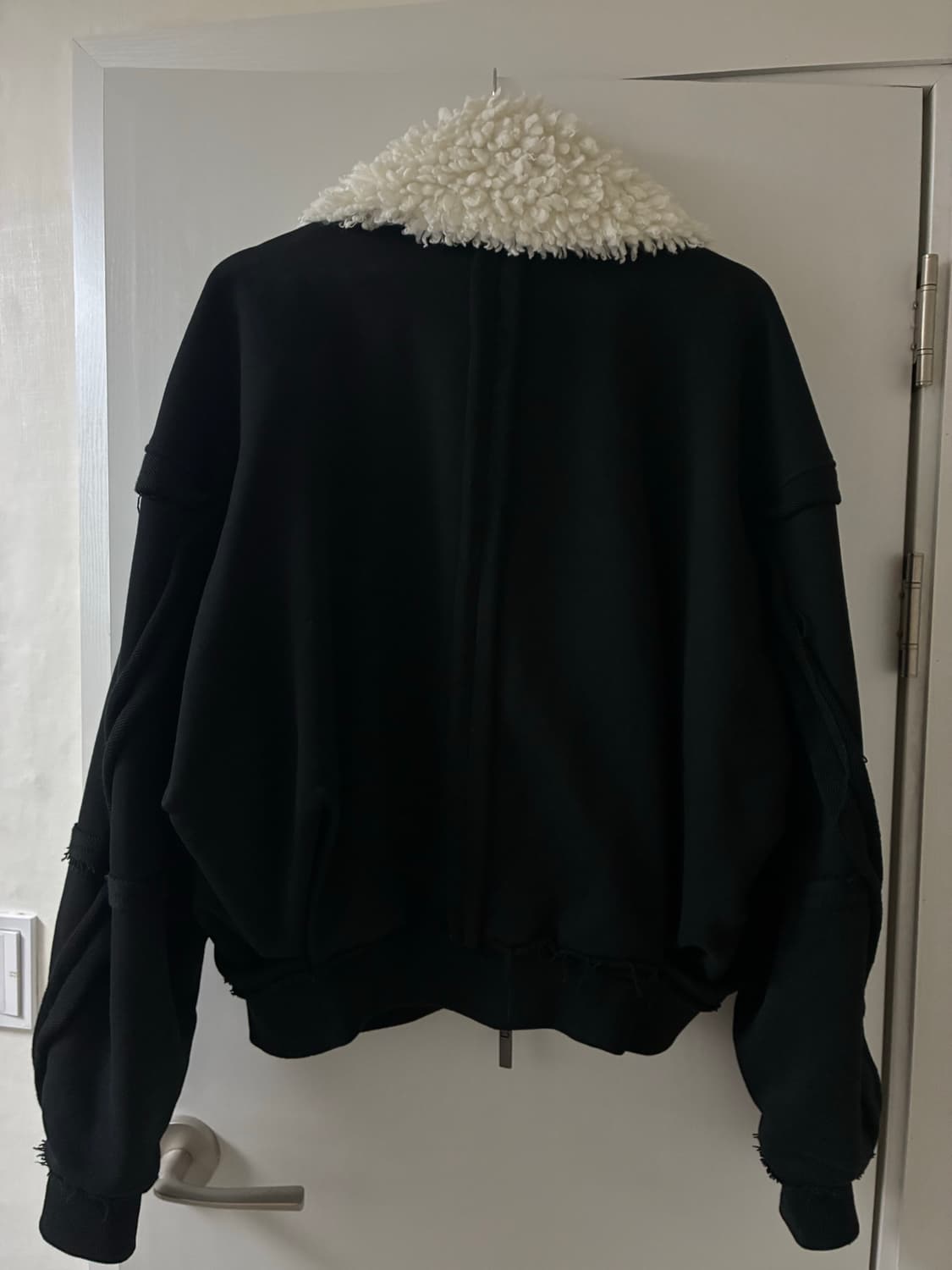 아더에러 양털 카라 자켓  상품이미지2