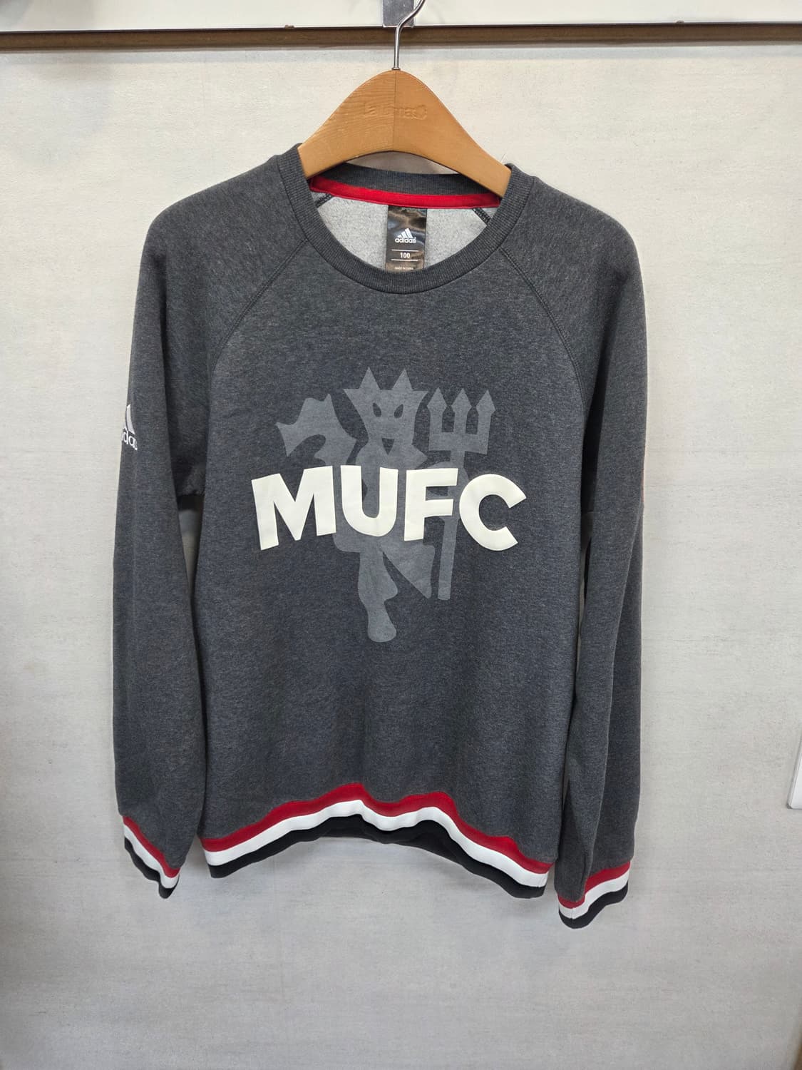 아디다스 맨체스터 유나이티드 약기모 맨투맨 L 상품이미지1