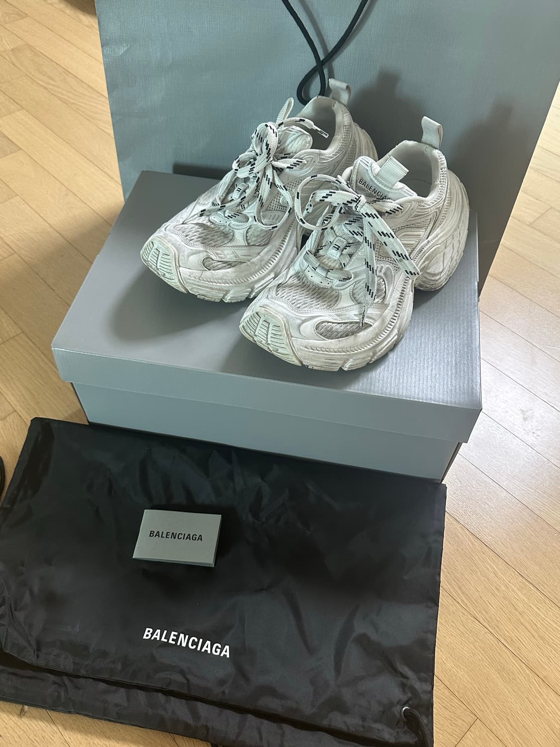 발렌시아가 6xl 41사이즈 풀구성 상품이미지1
