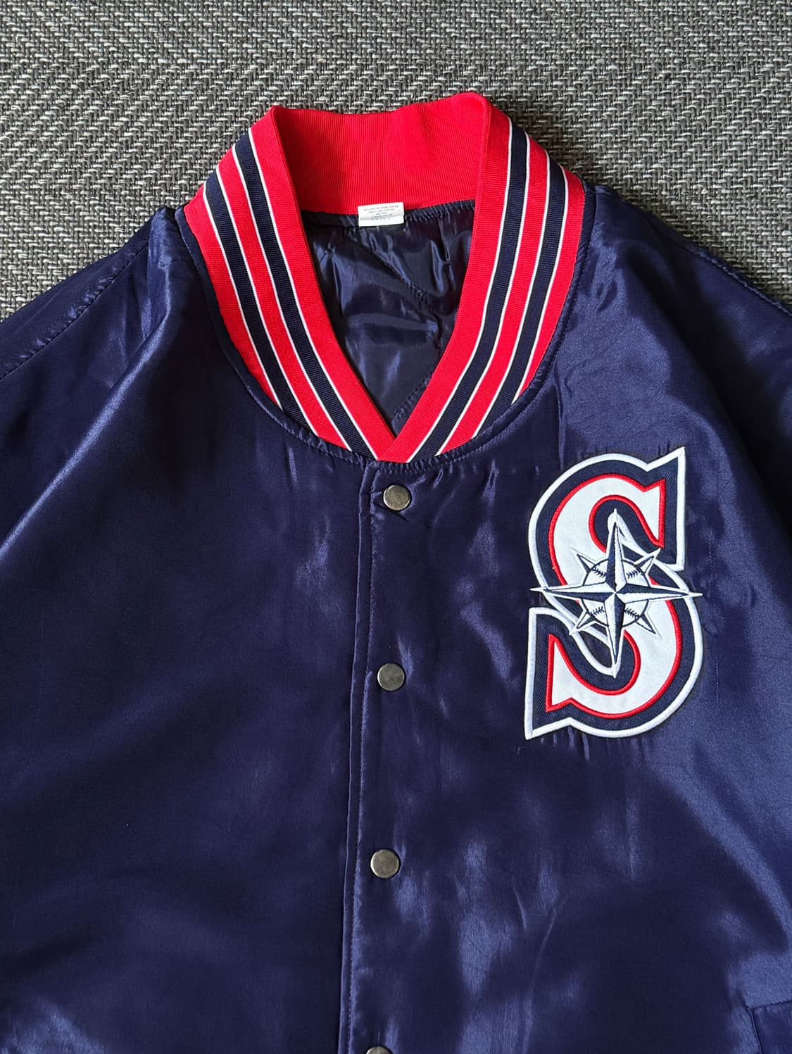 90s 시애틀 매리너스 새틴 퀼트 바시티 자켓 (105-110) 상품이미지2