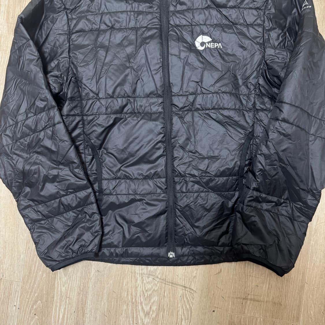 네파 에볼루션 로고 경량패딩 M/95  상품이미지4