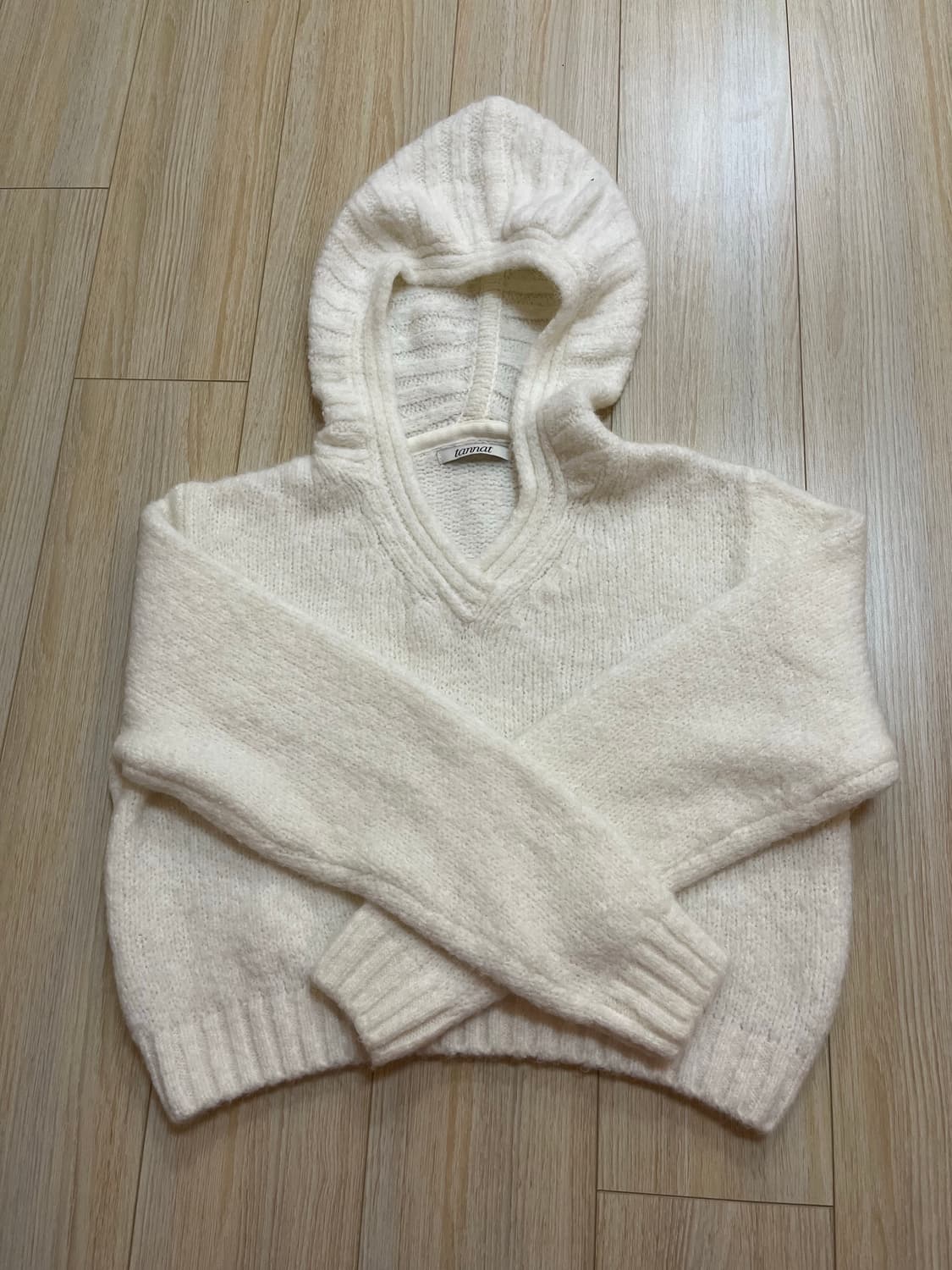 타낫 후드니트 아이보리 상품이미지1