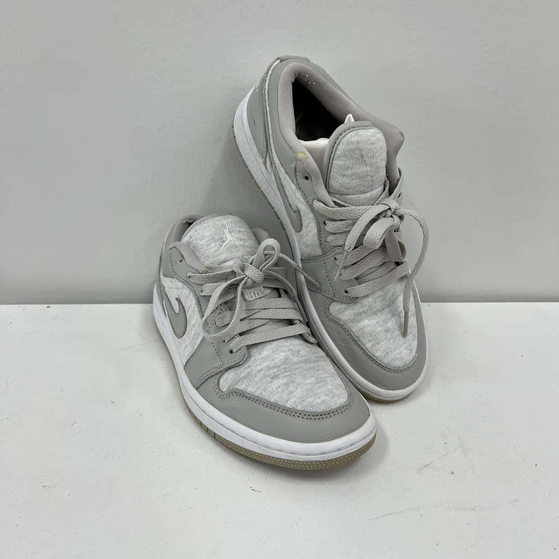 나이키 에어 조던 1 로우 SE 라이트 아이언 오어 스니커즈 235 상품이미지1