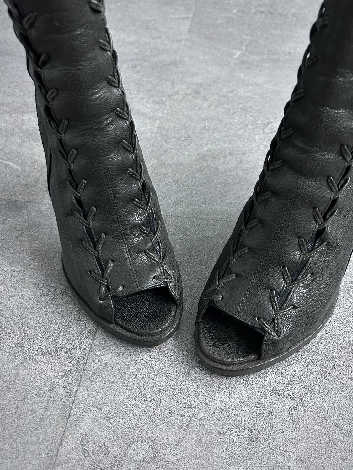 타임 아일렛 레이스 업 하이힐 부츠 상품이미지3