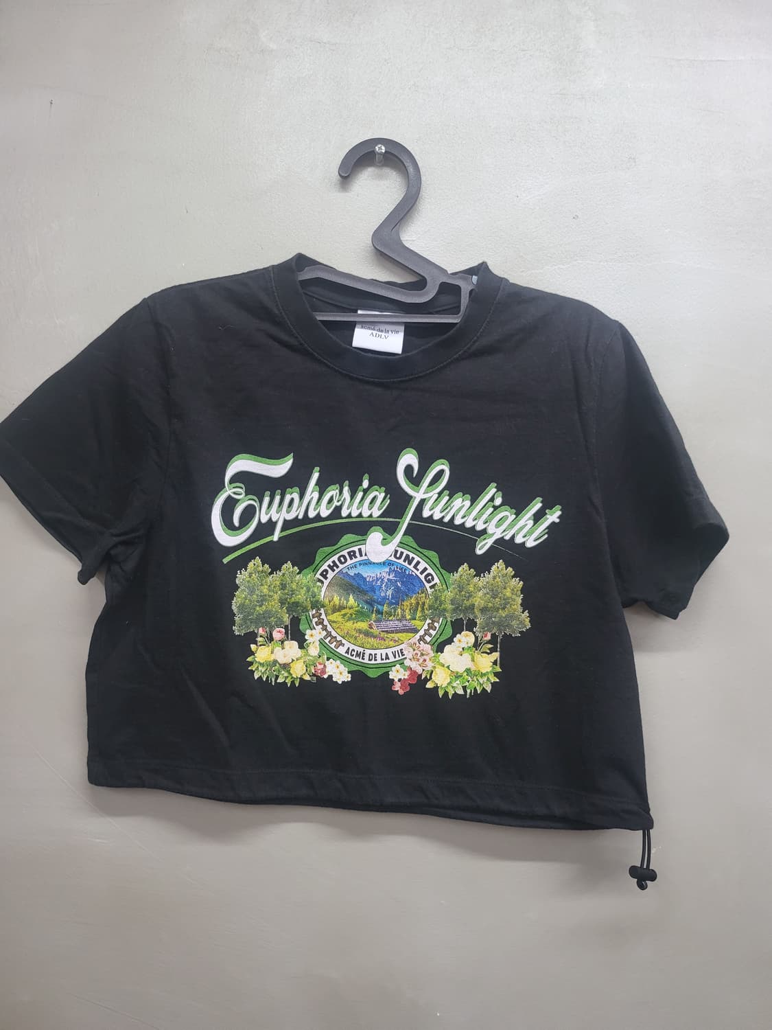 ADLV 유포리아 선라이트 블랙 크롭 반팔티 상품이미지1