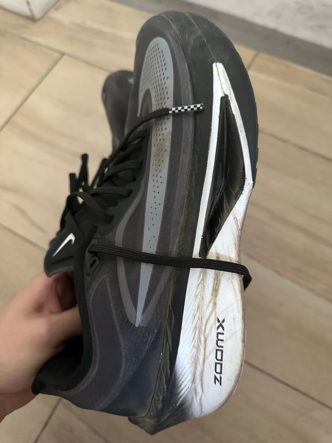 (265) 나이키 줌 플라이 6 블랙 라이트 스모크 그레이 러닝화 상품이미지3