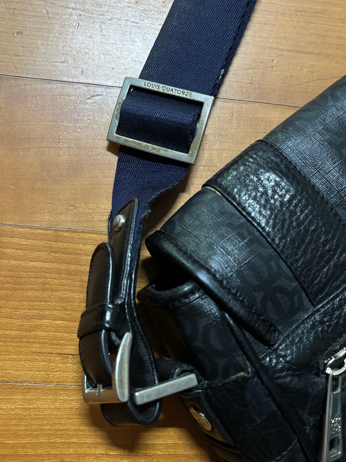 vintage louis quatorez leather mail bag 상품이미지10