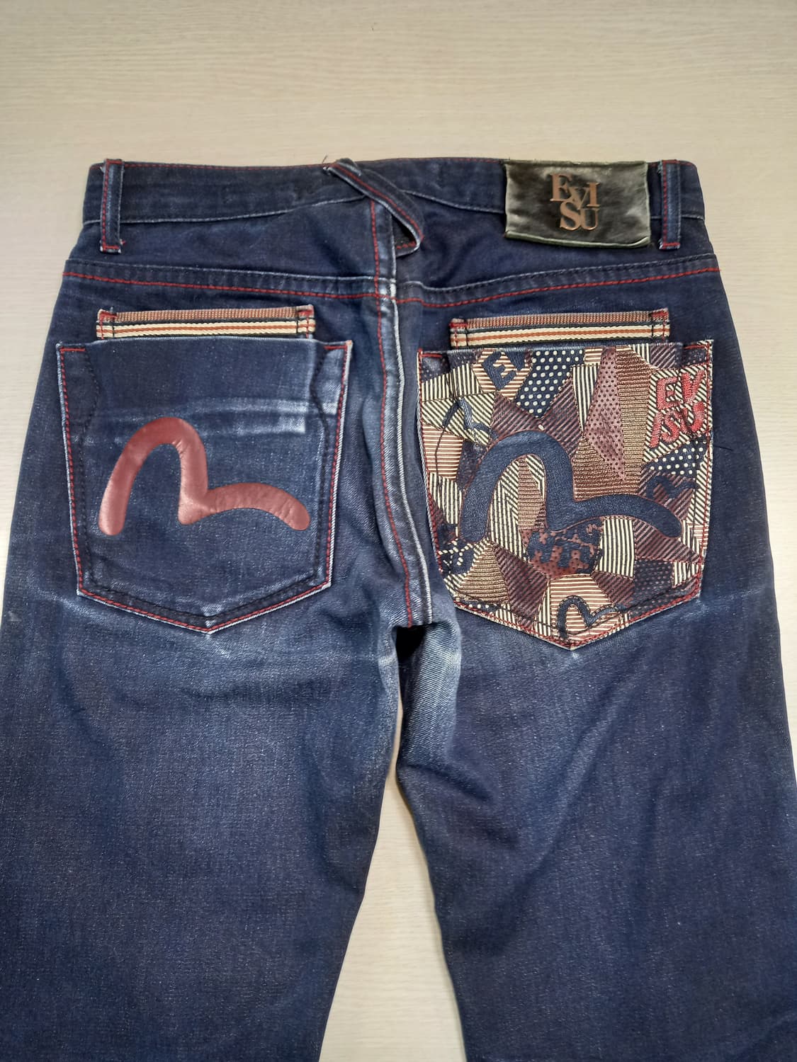 28 EVISU Kor 8포켓 워싱 스판 슬림일자진 28-950 상품이미지4