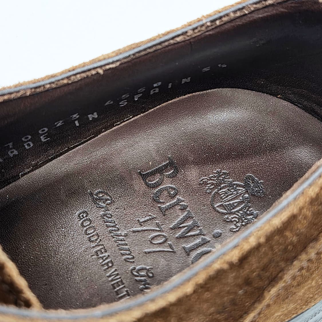 버윅 4558 스웨이드 스플릿 토 슈즈 초콜렛 (5 1/2) 상품이미지4