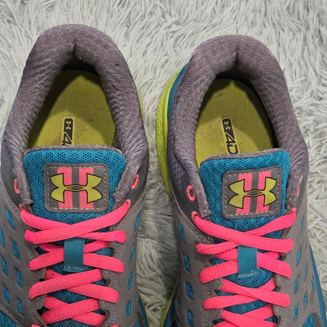 7a-22:언더아머 마이크로 G 런닝화(240) 상품이미지6