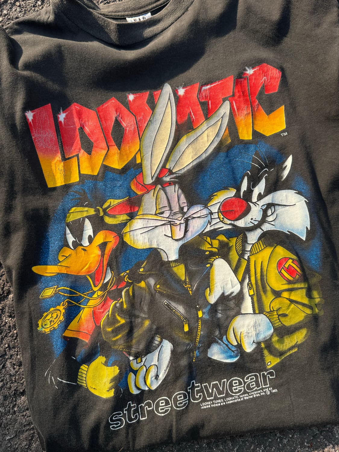 90s T.A.C 루니툰즈 카툰 그래픽 반팔티셔츠  상품이미지2