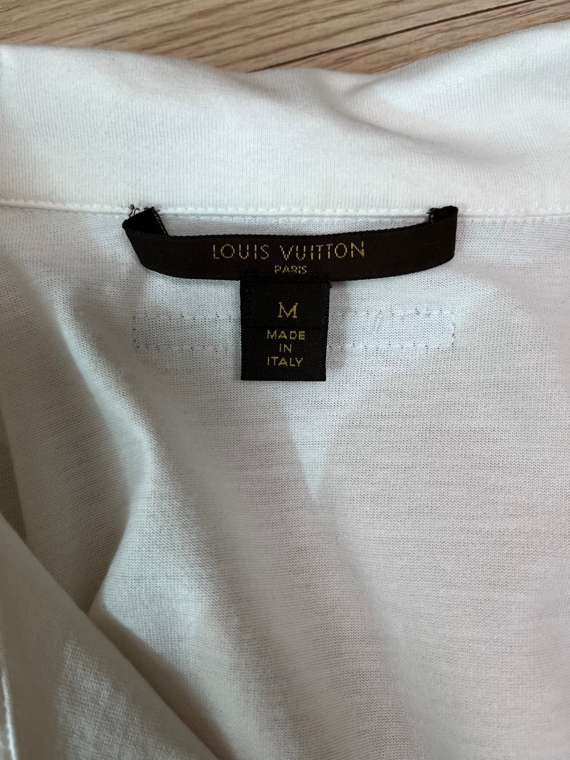 루이비통 남성 V 패턴 폴로셔츠 M 정품 상품이미지7