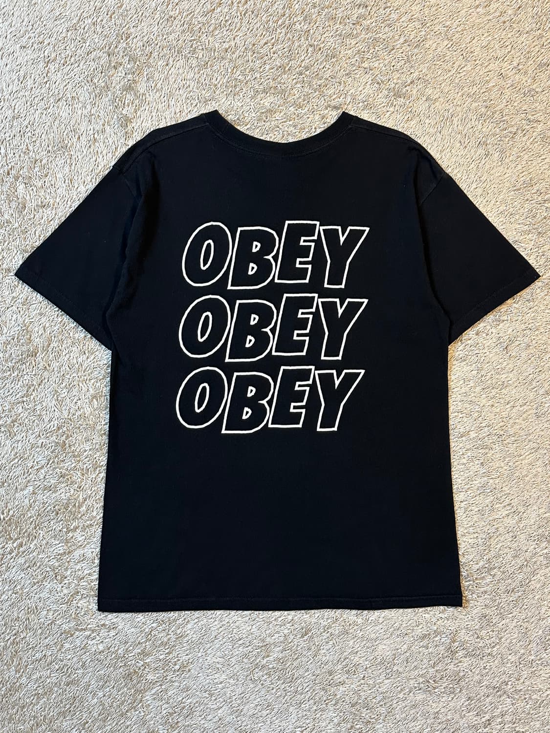 오베이 OBEY 점블드 아이즈 반팔 티셔츠 블랙 상품이미지3