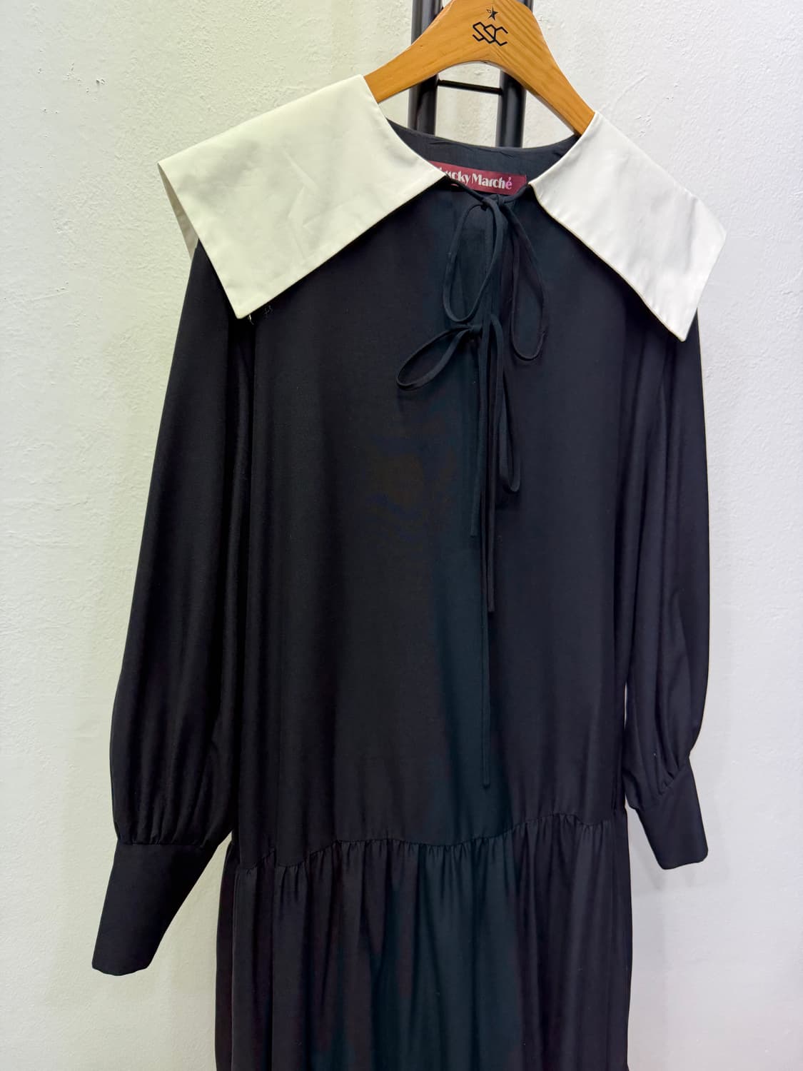 정품) 럭키마르쉐 21ss 카라 넥 리본 롱 원피스 S 상품이미지2