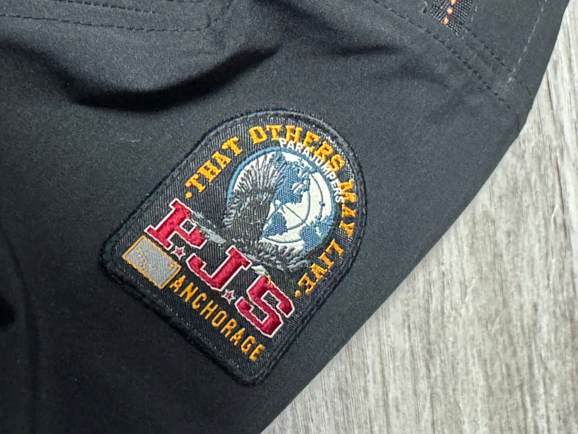 파라점퍼스 윈드브레이커 상품이미지2