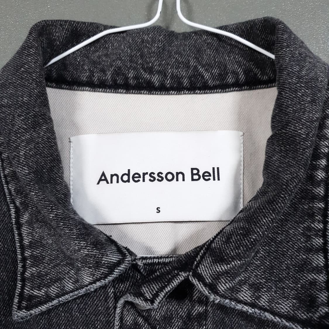 실측 L) 앤더슨벨 인사이드아웃 오버핏 데님 트러커 흑청 자켓 상품이미지6
