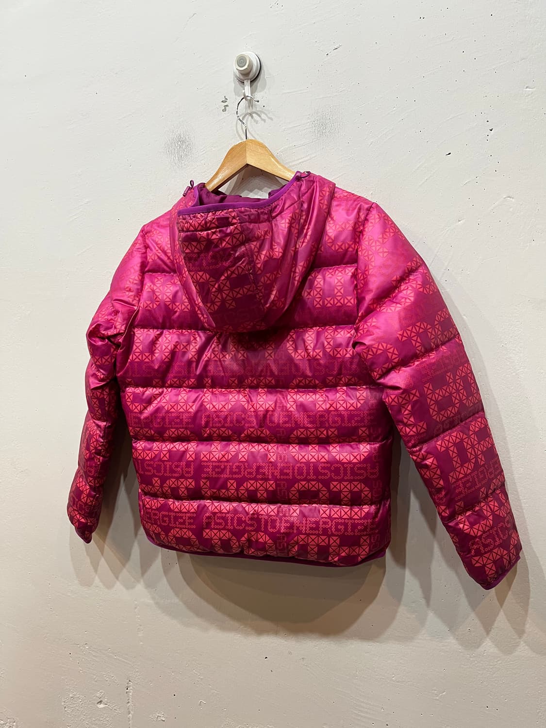 아식스 레트로 덕다운 패딩 우먼즈 100 상품이미지3