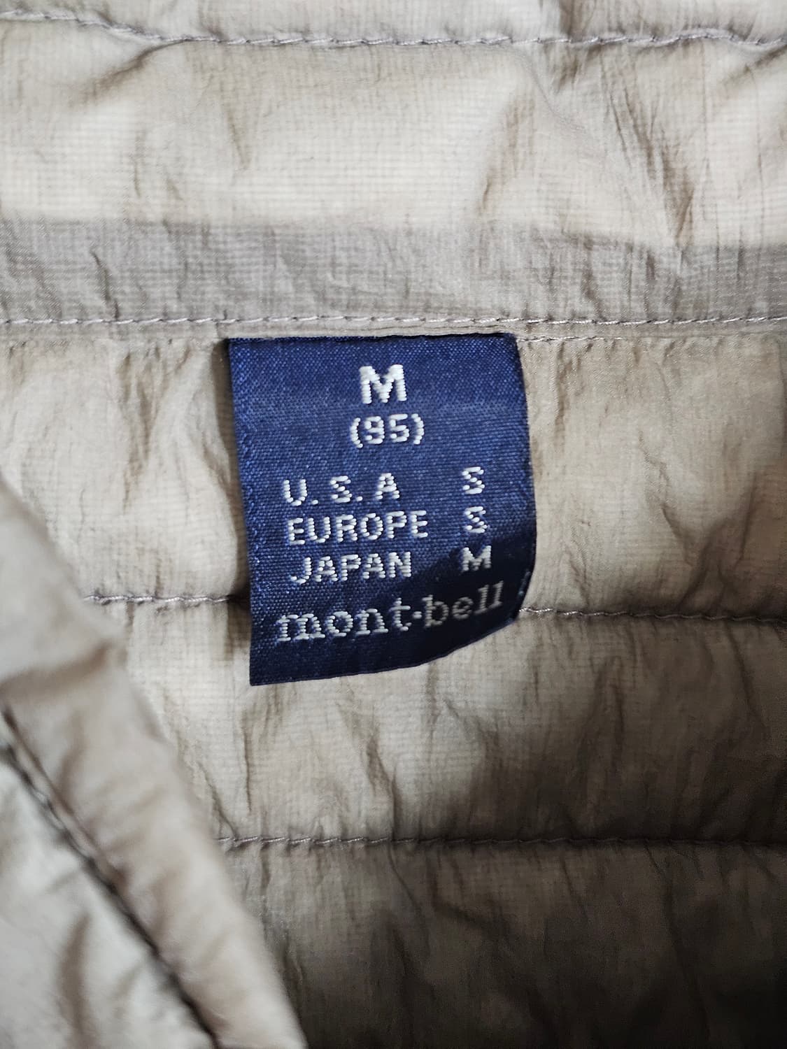 몽벨 경량 구스 다운 패딩 M (95) 실버 그레이 상품이미지5