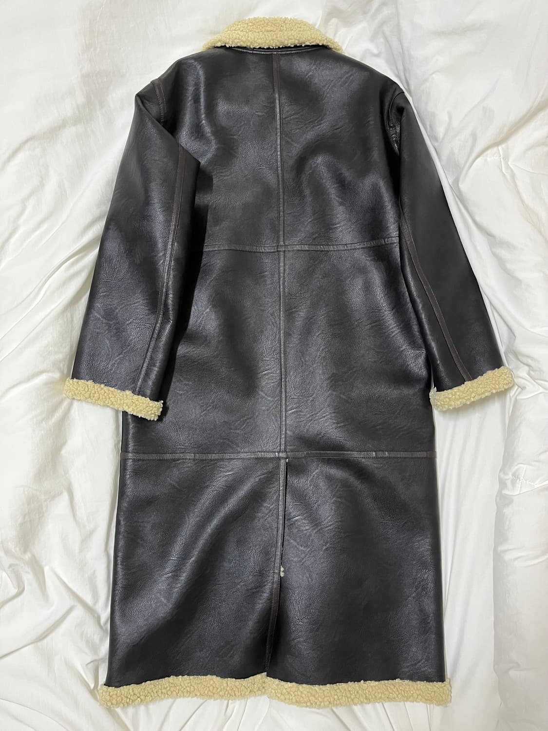 새상품 ) 임블리 덤블이쏙배색라인 무스탕 상품이미지9