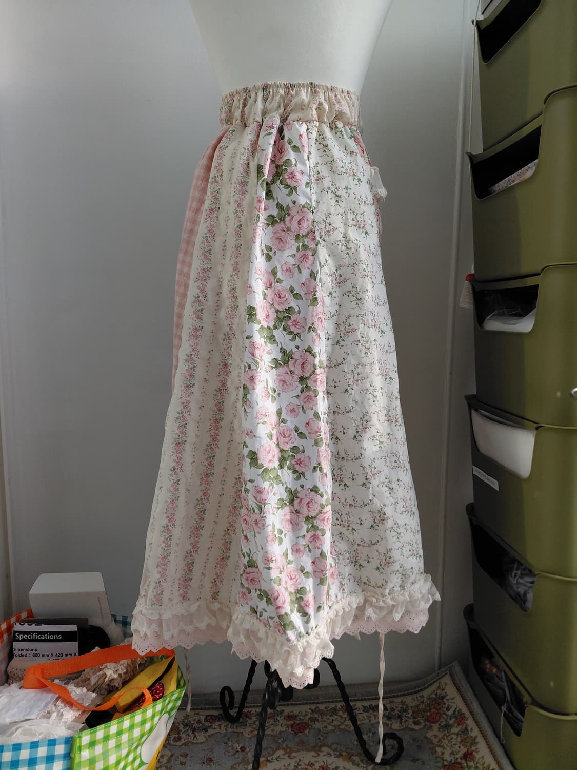 [핸드메이드 새상품] 빈티지 플라워 체크 패치워크 롱 스커트 상품이미지3