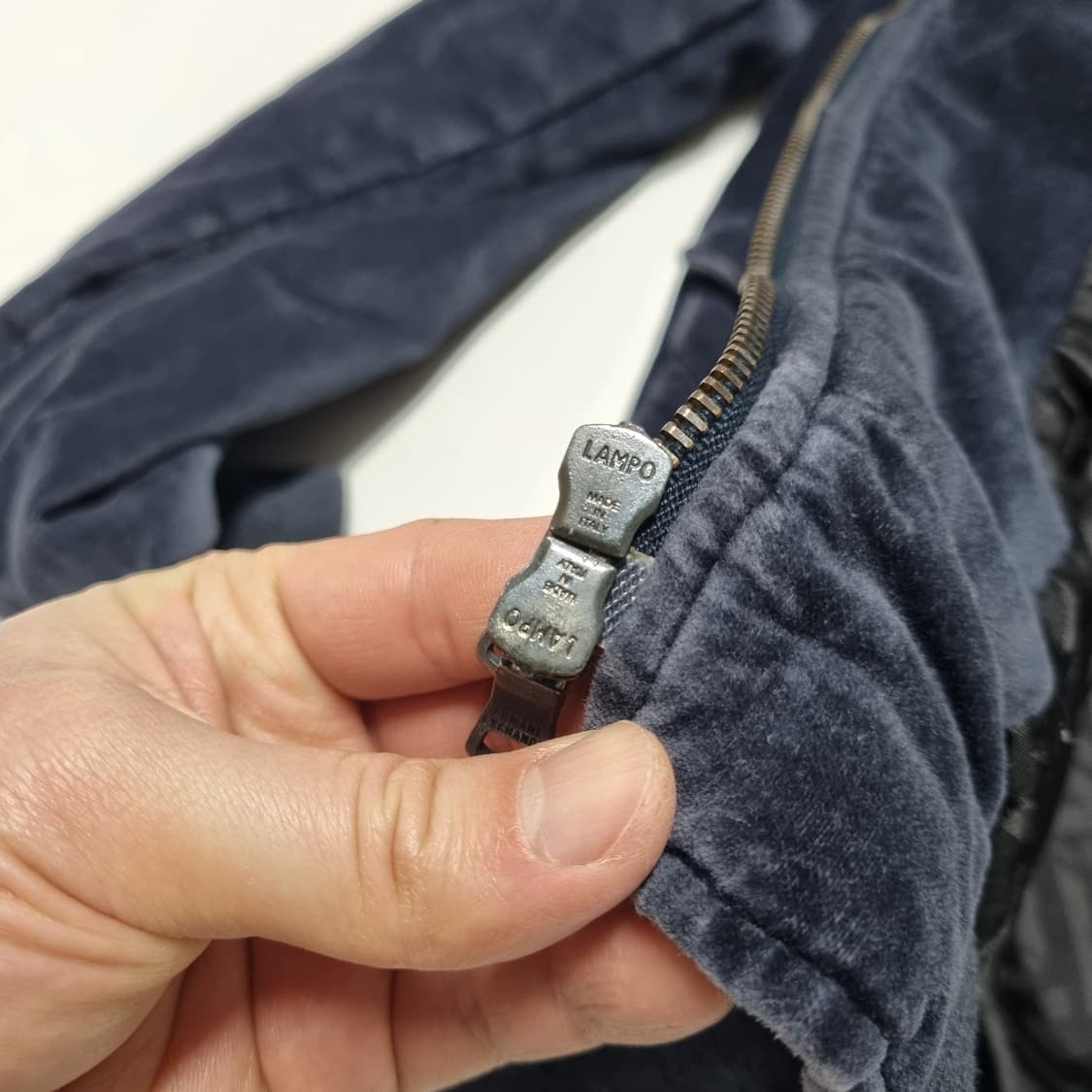 ARMANI EXCHANGE 벨루어 블루종 점퍼 - M 상품이미지9