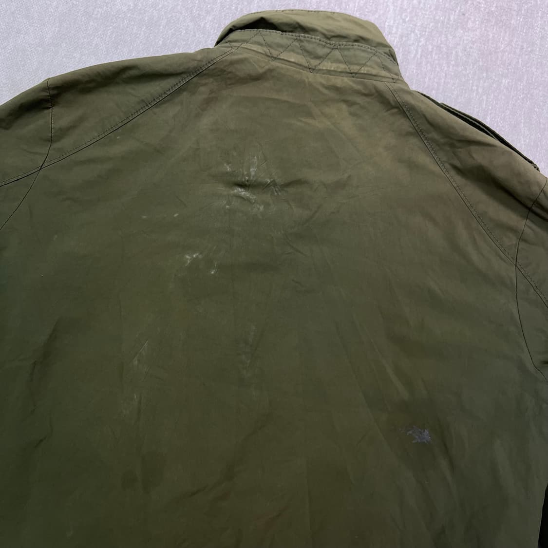 95 CP컴퍼니 14FW 올드스쿨 카키퀄팅 자켓 상품이미지8