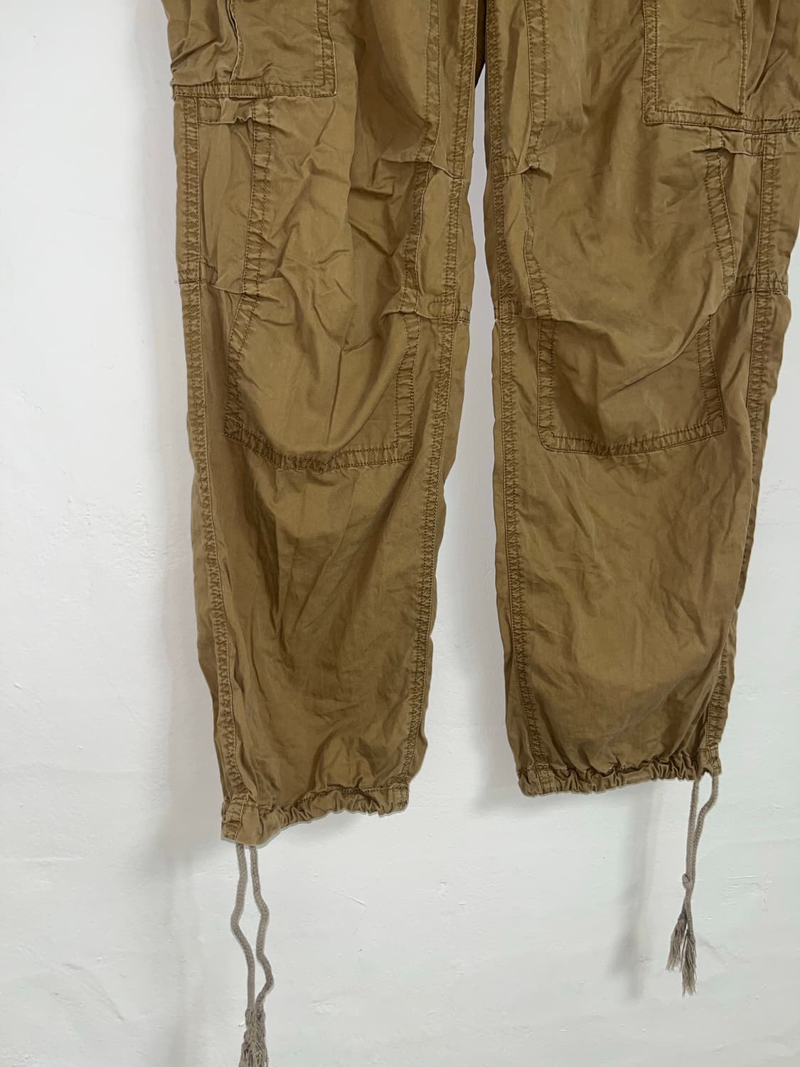 00‘s Y2K 베이지 멀티포켓 카고 팬츠 상품이미지5