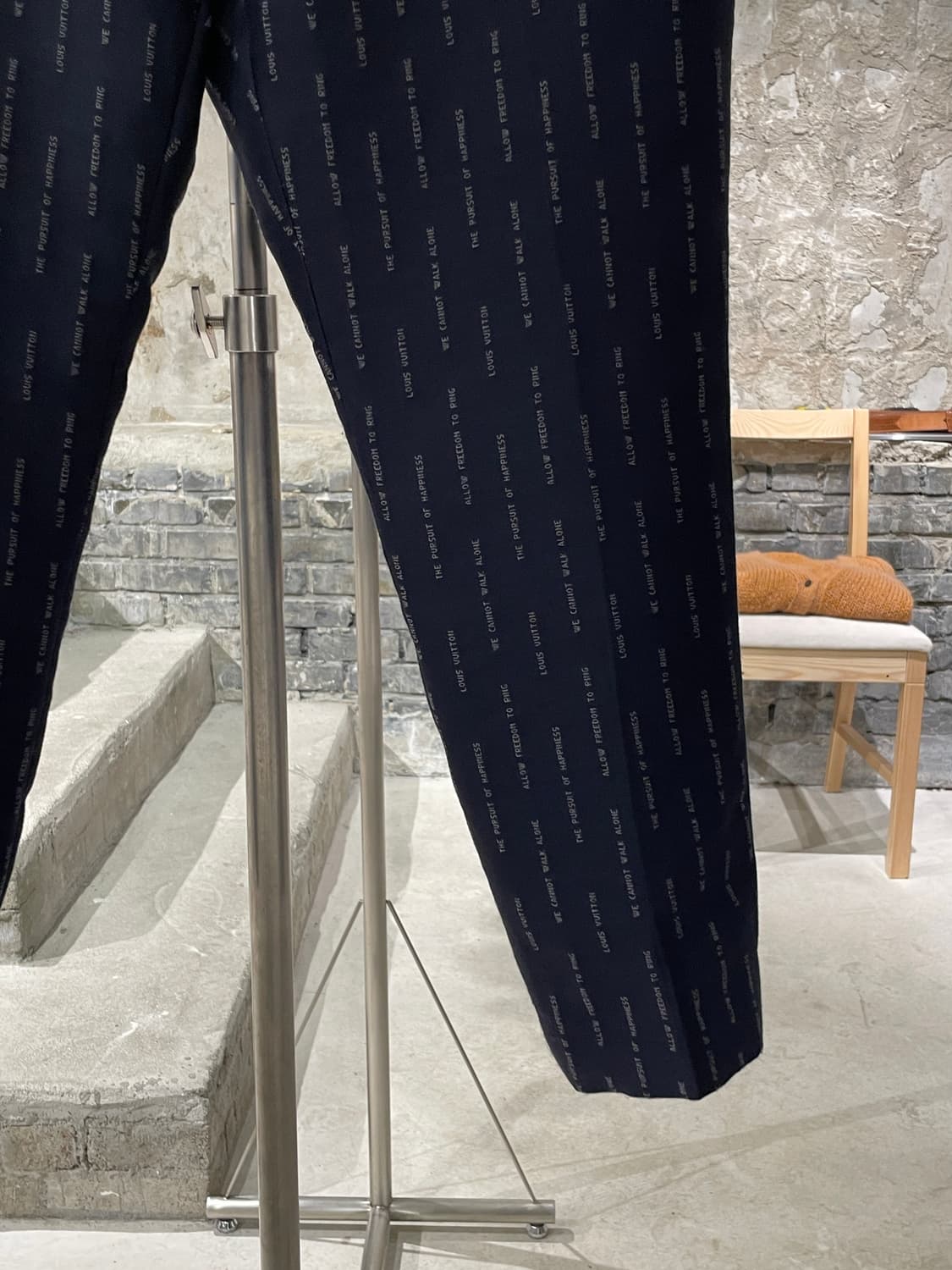 루이비통 다크 네이비 자카드 울 실크 슬랙스 상품이미지5