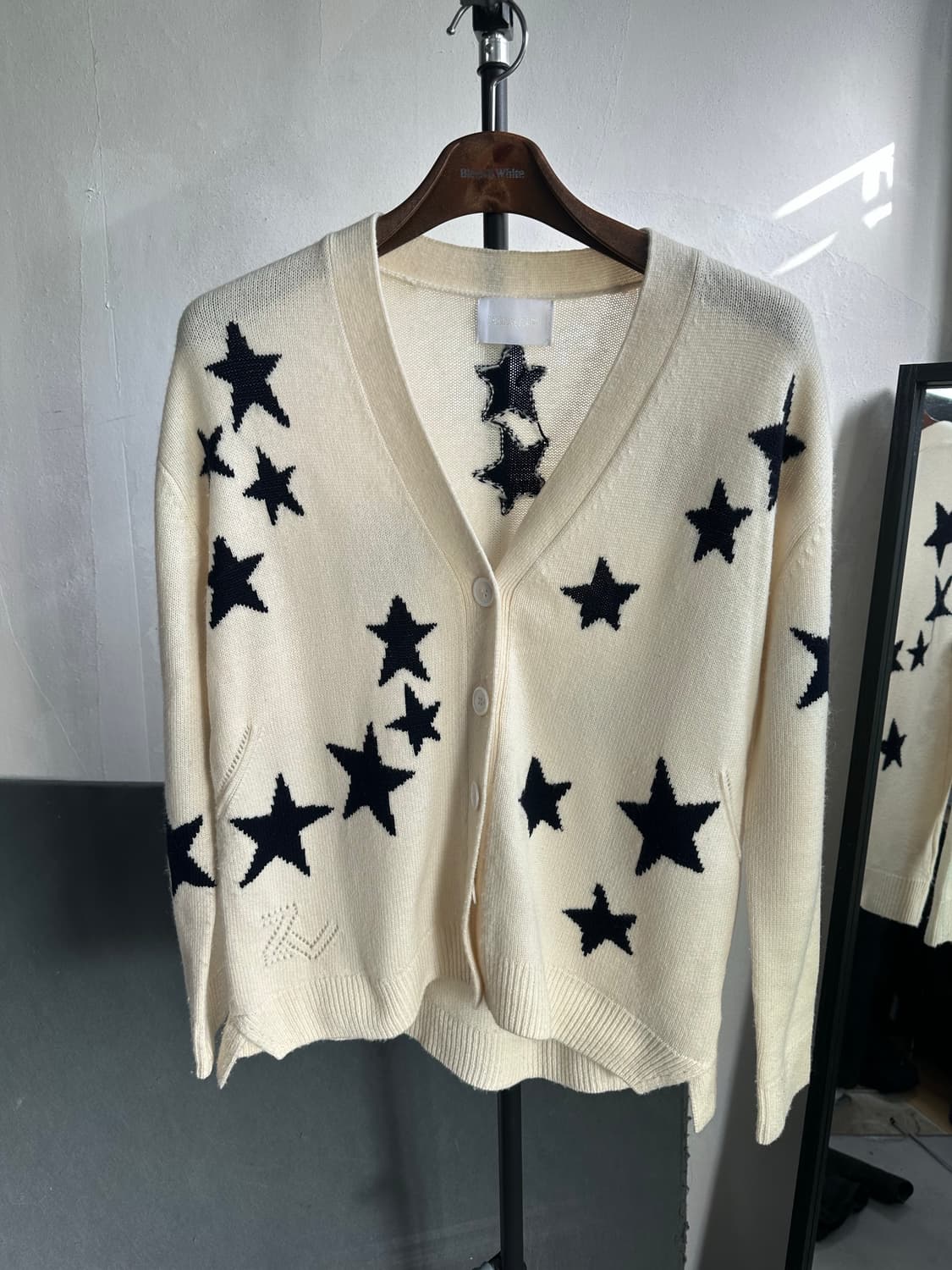 자딕앤볼테르 별 패턴 가디건 25SS 상품이미지6