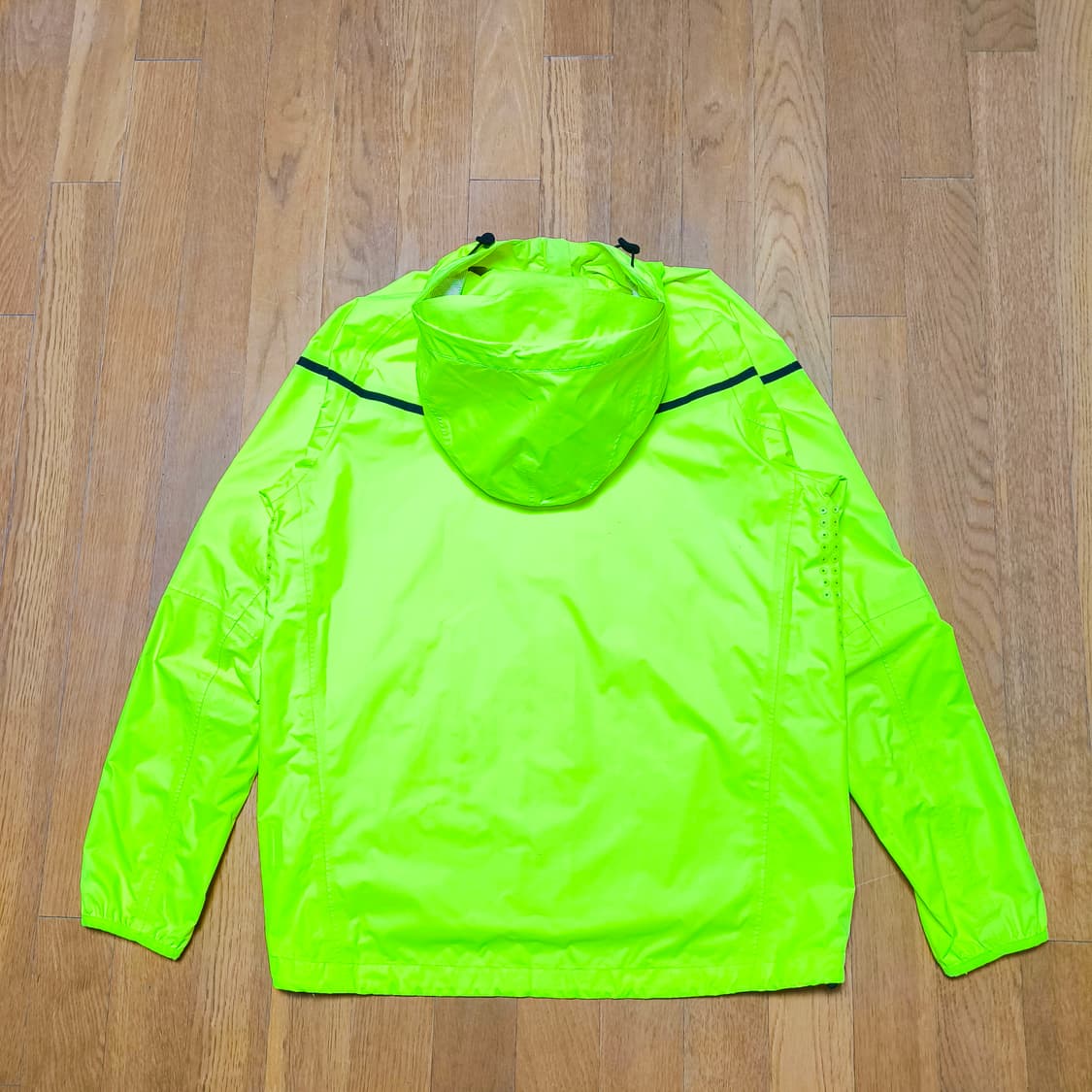 [XL] 나이키 트랙&필드 네온 바람막이 자켓 상품이미지2